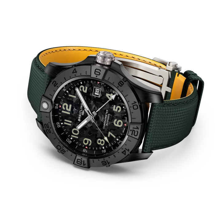 Avenger Automatic GMT 44 Night Mission: Breitling watch